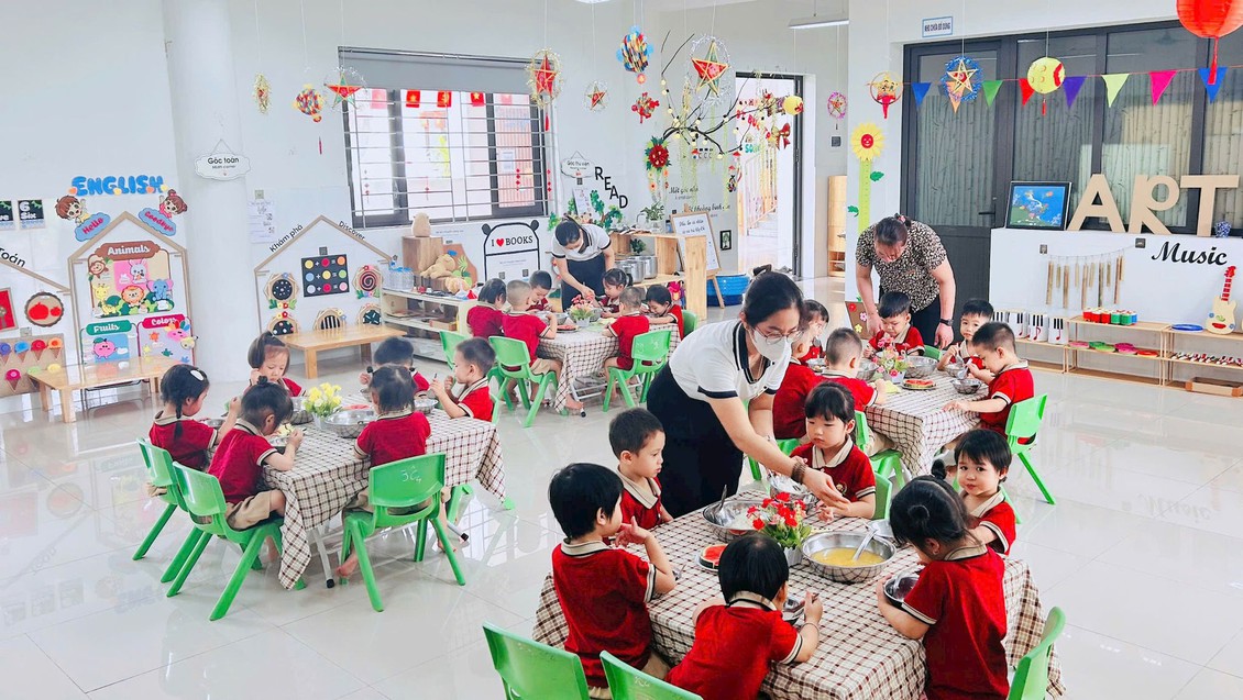 Từ quy trình đến nền tảng số - Nâng cao chất lượng bữa ăn bán trú