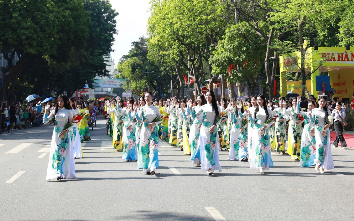 Bắt đầu từ những điều dân cần