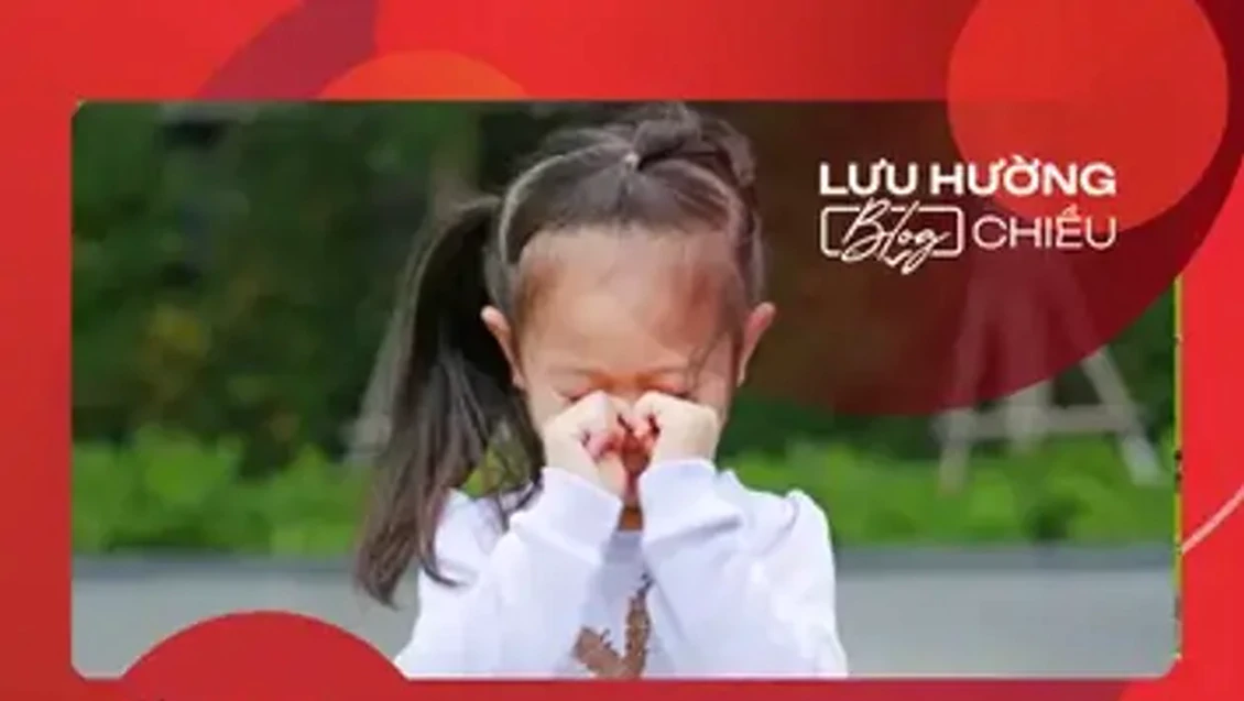 Mẹ ơi đừng đánh con đau
