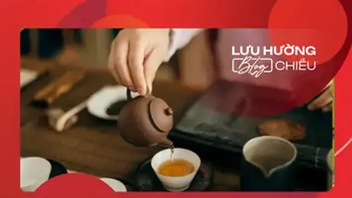 Ngồi xuống uống một chén trà