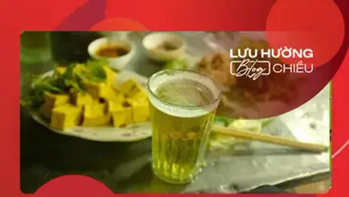 Hà Nội cái gì cũng vui, rủ nhau ra phố bia hơi vỉa hè