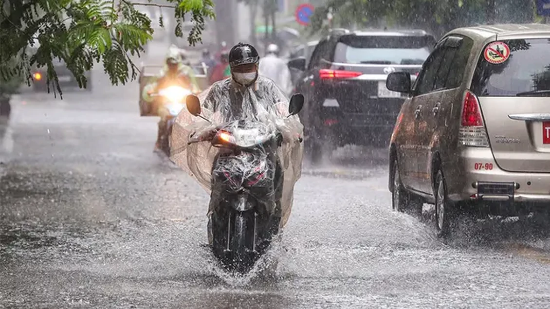 Dự báo thời tiết 3/5, Hà Nội có mưa kèm dông, lốc