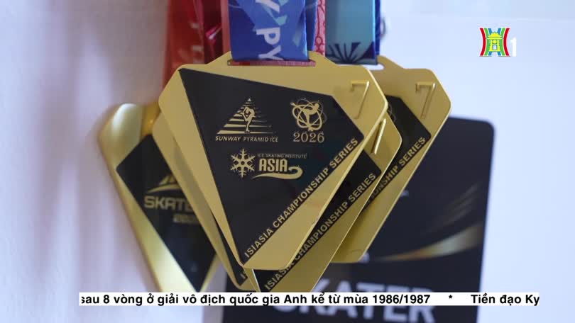Cô bé đa tài và niềm đam mê trượt băng nghệ thuật