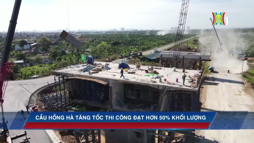Cầu Hồng Hà tăng tốc thi công đạt hơn 50% khối lượng