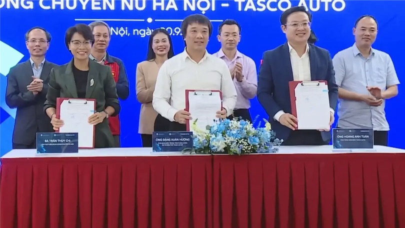 Bóng chuyền nữ Hà Nội có nhà tài trợ mới
