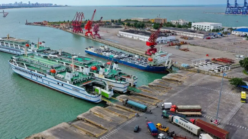 Trung Quốc áp phí cảng đặc biệt với tàu Mỹ