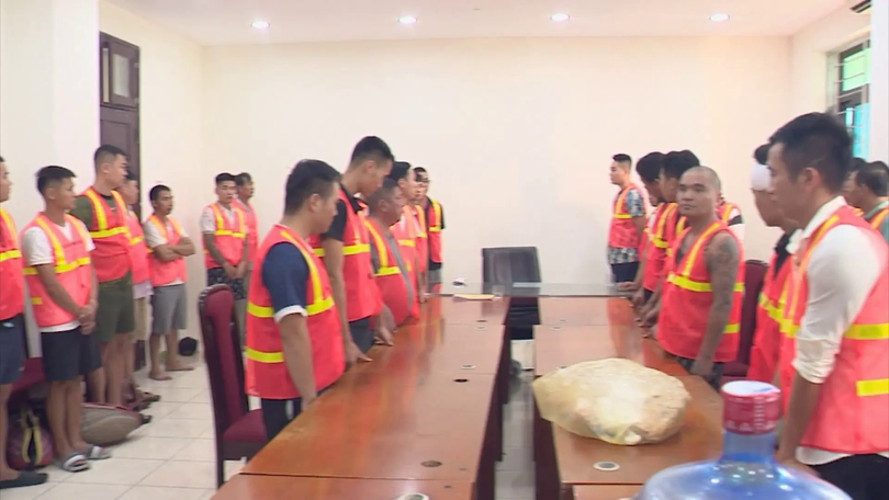 Triệt phá xới đá gà quy mô lớn tại Hà Nội