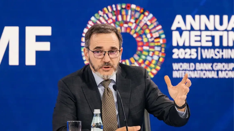 IMF nâng nhẹ dự báo tăng trưởng toàn cầu năm 2025