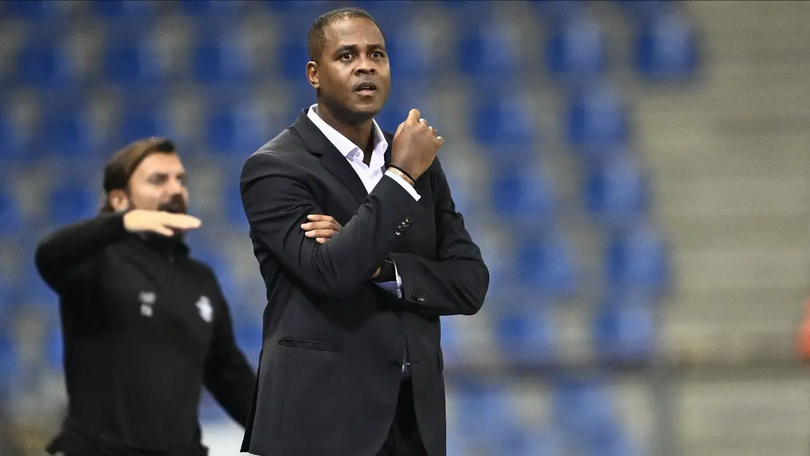 Indonesia sa thải HLV Patrick Kluivert