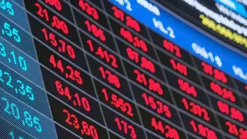 Mất trụ đỡ, VN-Index rơi tự do