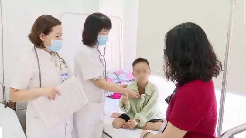 Cứu sống bệnh nhi bị dị dạng mạch máu hiếm gặp