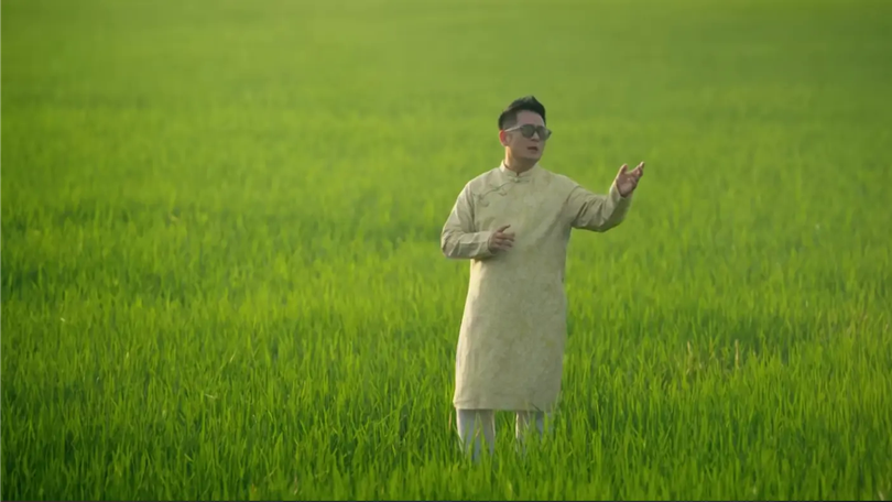 Bằng Kiều dành doanh thu ‘Let’s Sing Vietnam’ ủng hộ đồng bào