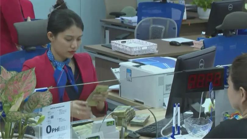 Lãi suất liên ngân hàng tăng, NHNN bơm ròng 9.000 tỷ đồng