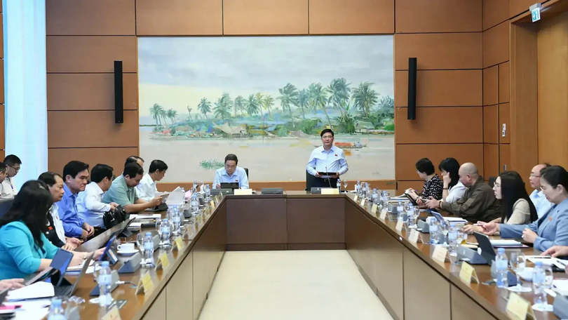 Gỡ vướng trong thực thi chính quyền địa phương hai cấp