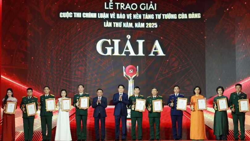 Khơi dậy niềm tin vào Đảng
