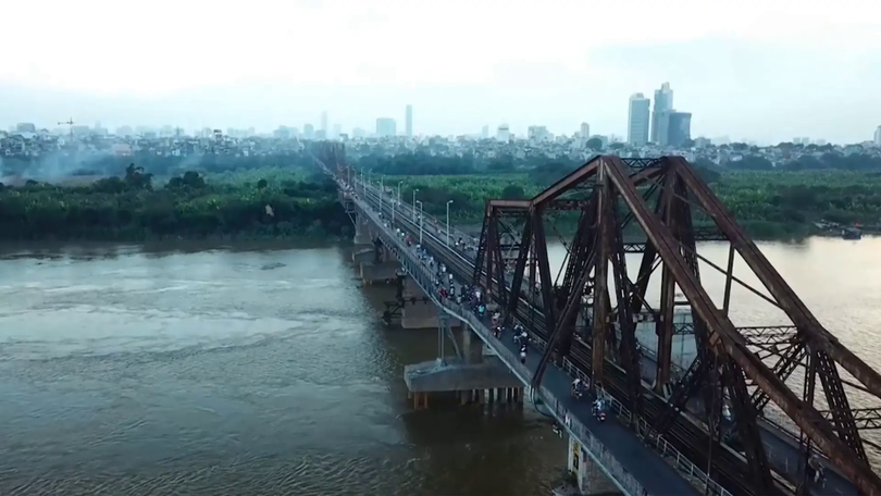 Cầu Long Biên – Chứng tích lịch sử | Hà Nội đến để yêu | 24/10/2025