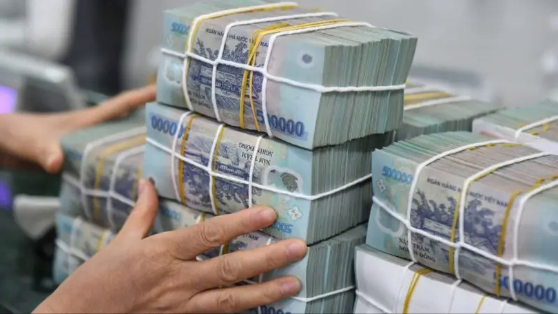 Các ngân hàng đồng loạt tăng lãi suất huy động