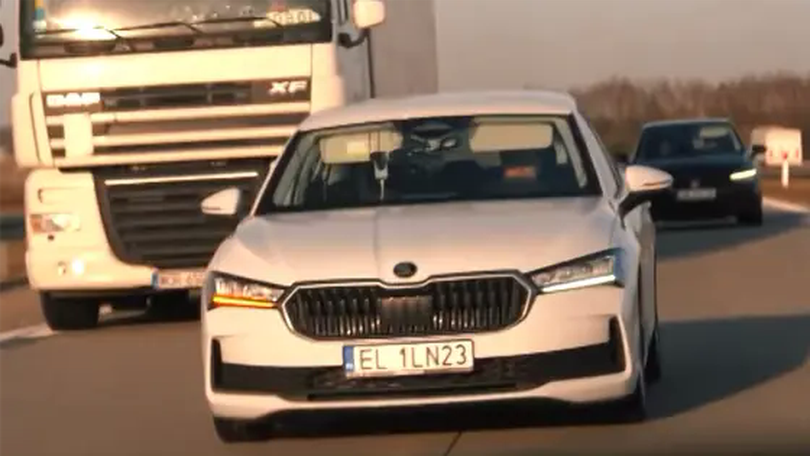Mẫu xe di chuyển được 2.831 km với 1 bình dầu diesel