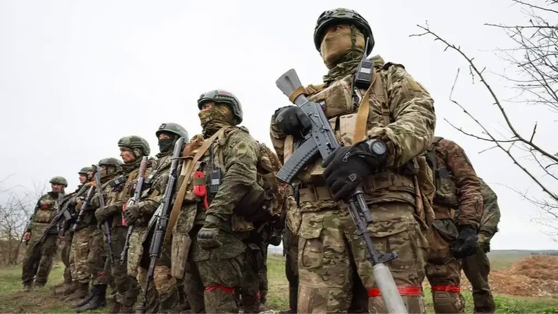 Nga tuyên bố bao vây hơn 10.000 quân Ukraine