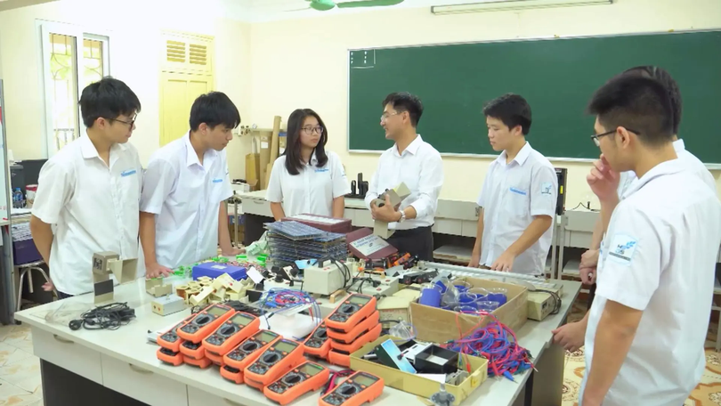 Phát triển giáo dục mũi nhọn trong bối cảnh đổi mới | Giáo dục và Đào tạo | 26/10/2025