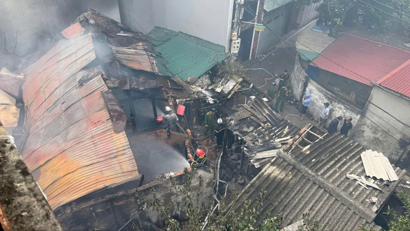 Cháy nhà ở Hà Nội, một người tử vong