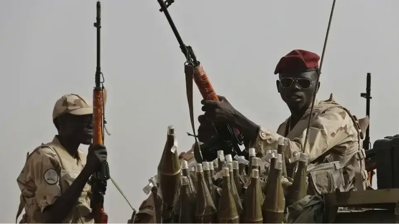 Sudan: Trụ sở quân đội ở Darfur thất thủ