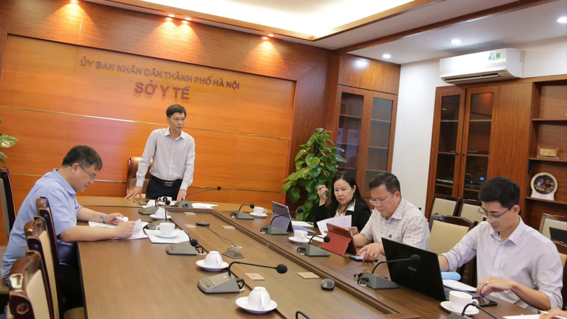 Hà Nội kiểm tra tiền sử tiêm chủng cho trẻ