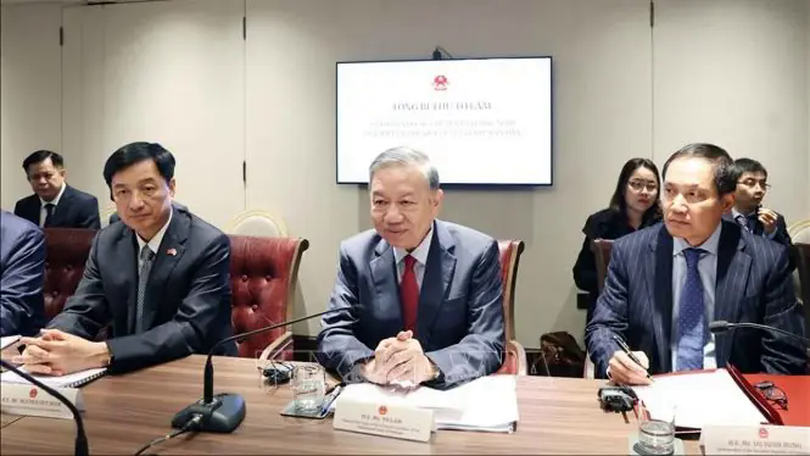 Tổng Bí thư Tô Lâm dự tọa đàm về công nghệ AI và chip bán dẫn