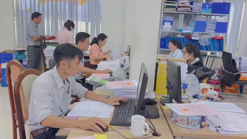 Chuyển văn phòng đăng ký đất đai về xã