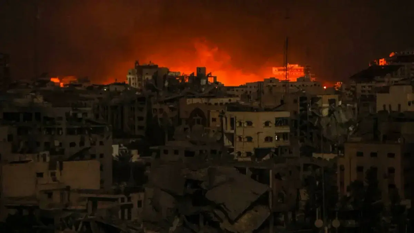 Israel không kích dữ dội Gaza