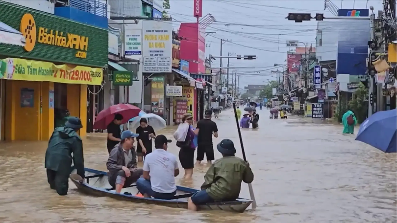 Khẩn trương đưa người dân Đà Nẵng đến nơi an toàn