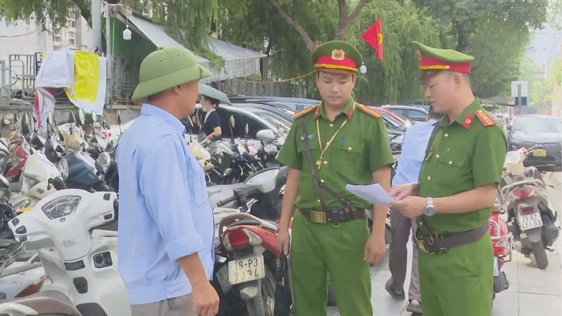 Phó Thủ tướng yêu cầu Hà Nội chấn chỉnh bãi giữ xe
