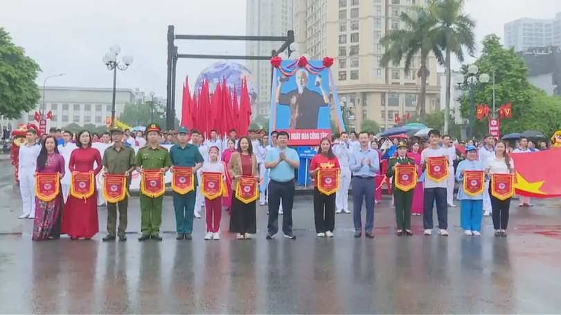 Hơn 1.000 VĐV tham gia Đại hội TDTT phường Tây Hồ