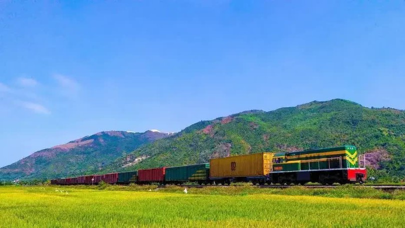 Đường sắt miễn phí vận chuyển hàng cứu trợ vùng lũ