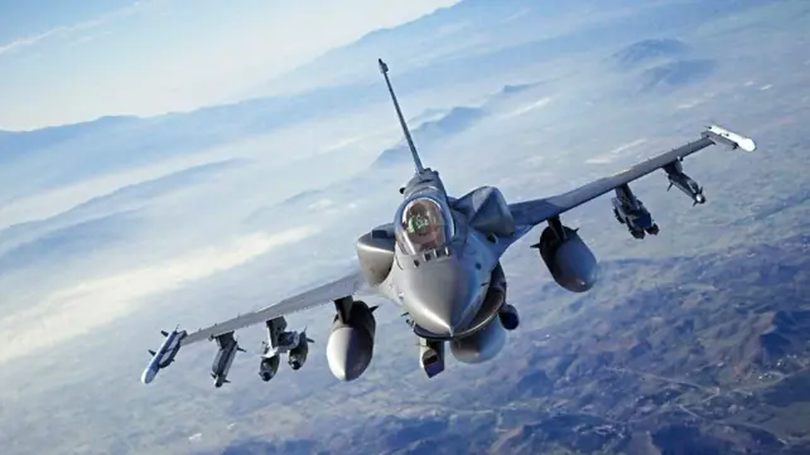 Bulgaria nhận hai máy bay chiến đấu F-16 mới