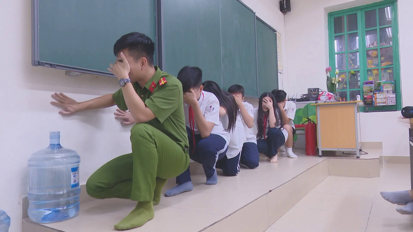 Đẩy mạnh hướng dẫn đảm bảo an toàn PCCC trong trường học | An toàn phòng cháy & chữa cháy | 02/10/2025