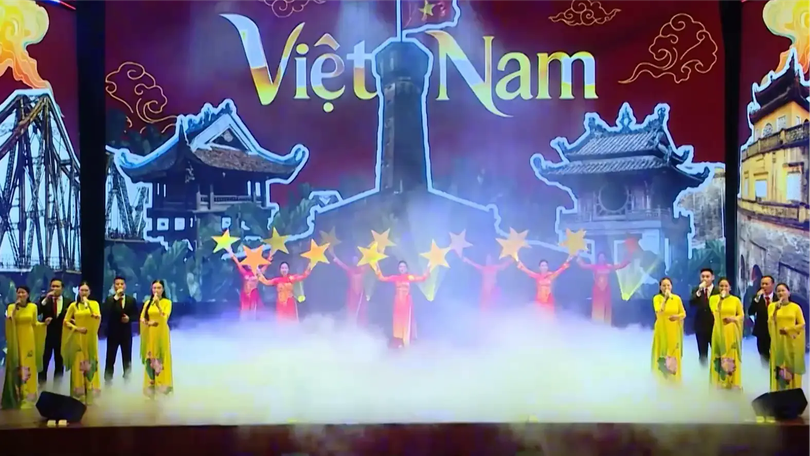 Tôn vinh 200 văn nghệ sĩ sân khấu Việt Nam tiêu biểu