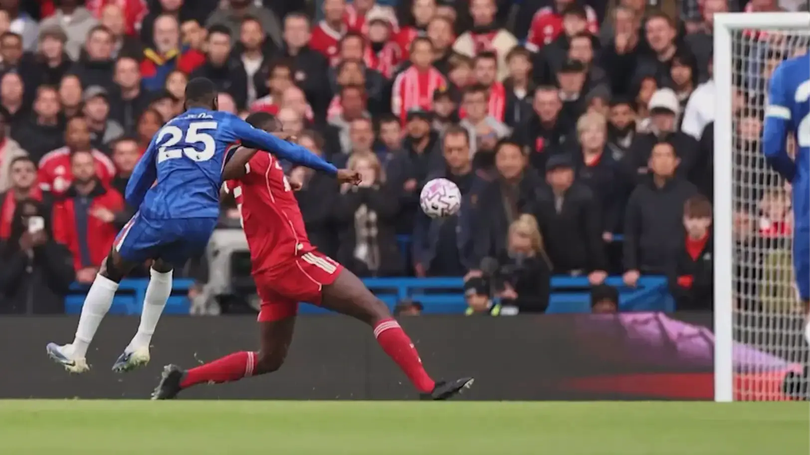 Liverpool thua trận thứ hai liên tiếp tại Ngoại hạng Anh