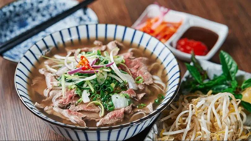Phở Việt trở thành sứ giả văn hóa tại Singapore