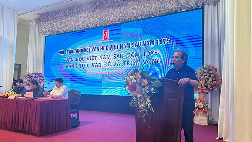 Nhìn lại chặng đường nửa thế kỷ văn học Việt Nam