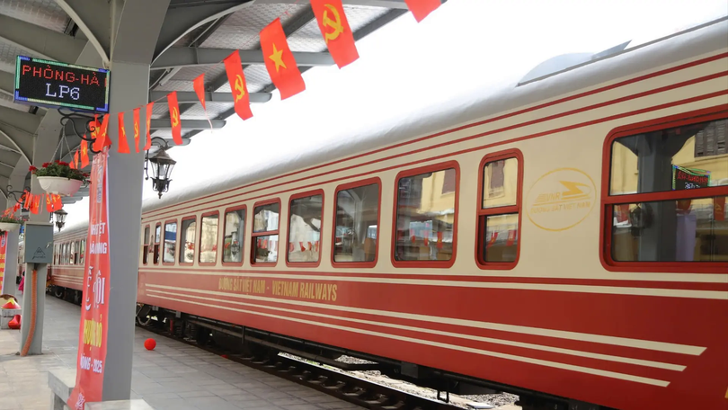 Khách đi tàu Hà Nội-Hải Phòng đạt gần 1,1 triệu lượt