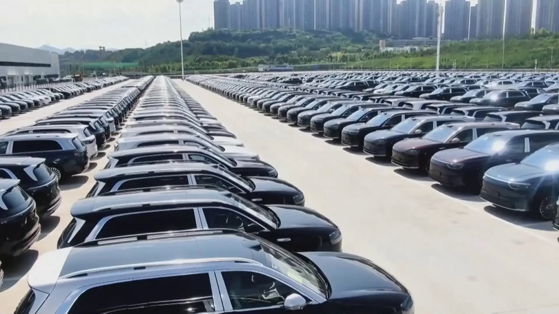 Ngành ô tô toàn cầu lao đao vì thiếu chip