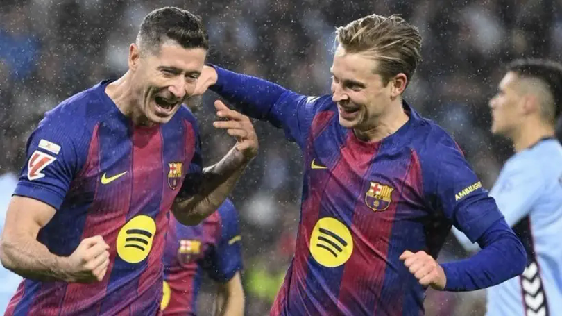 Barcelona thu hẹp khoảng cách với Real Madrid