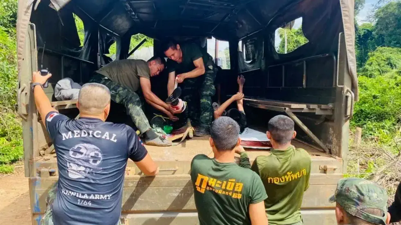 Thái Lan tuyên bố tạm dừng thỏa thuận hòa bình với Campuchia