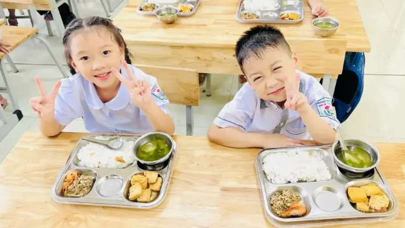 Tiếp tục hoàn thiện mô hình thí điểm bữa ăn bán trú