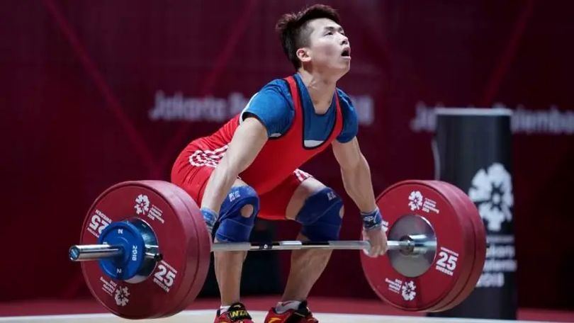 Lực sĩ Trịnh Văn Vinh có thể vắng mặt ở SEA Games 33