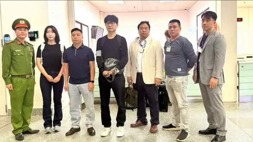 Công an Hà Nội bàn giao đối tượng truy nã quốc tế