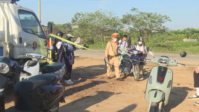 Đồng loạt kiểm tra bãi xe trường học