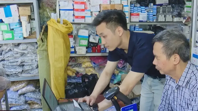 Cùng hộ kinh doanh chuyển đổi kê khai thuế