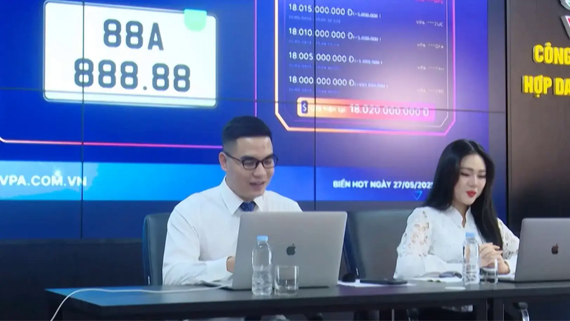 Minh bạch trong đấu giá biển số xe